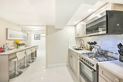 Image de Elmont Studio Near Ubs Arena, 19 Mi to Nyc!