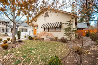 Image de 1927 Downtown Chalet  - 5 min to River, Bsu, St Lukes and downtown