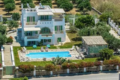 Image de Jkg Oikia Villa / Jkg Villa, Jkg Oikia