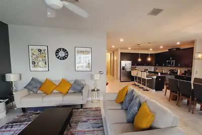 Image de Stunning 6br/5ba Villa W/Private Pool