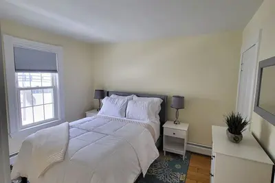 Image de Center of Lenox, cozy Apartment 2-bedroom<br>Reviews   https://abnb. me/kcBk7oCR6xb