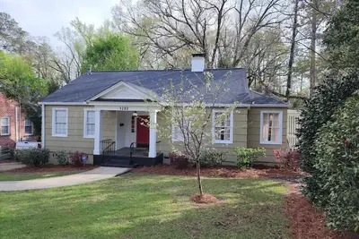 Image de Historic Ingleside Avenue Charm