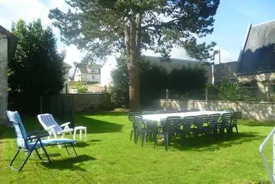 Image de Villa centre ville Ă 100m de la plage (20 personnes)