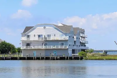 Image de Bays Landing -Dynamic Waterfront Views-Townhouse -Linens Andtowels Provided