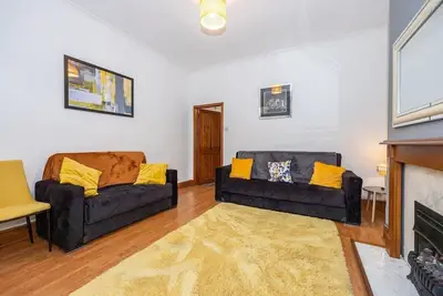 Image de Maison-Salle de bain privée séparée-Budget-Vue sur Rue