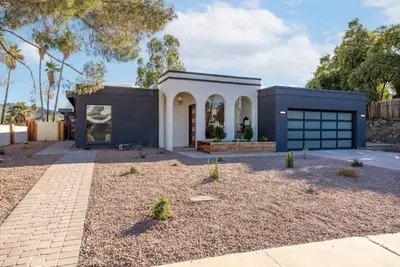 Image de The Henry House with pool and Mountian views.