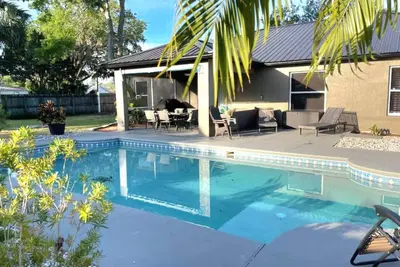 Image de Winter/Spring Deals  Pool, Tropical F. Bk Yard Garage Beach Close 2 All