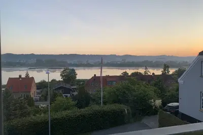 Image de Villa close to town, forest and lake - with outdoor sauna option