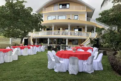 Image de Vh-6Bedrooms 26-30Pax Near WhiteIsland&Airport-4individual Units-Fully Furnished