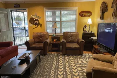 Image de Private home 35 minutes from OleMiss Oxford-sleeps 1-16. Quiet getaway