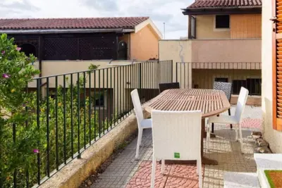 Image de AIRPORTby walkCOMM. CENTERharbourBUS-Shuttle-Wi Fi-Garden-free Park-Wash MAircon