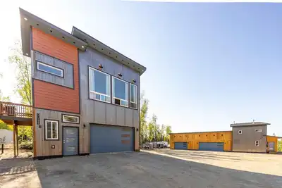 Image de Executive Stay Near the Highway