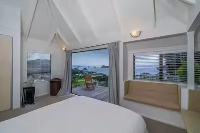 Image de Hosts on the Coast Panorama in Hahei