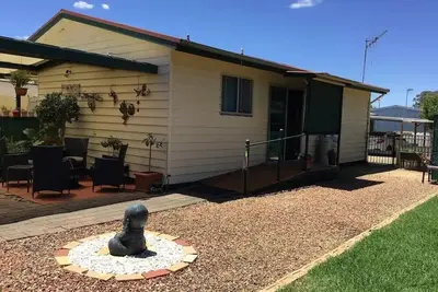 Image de Retreat 2 Tungamah Rural Cottage Accommodation