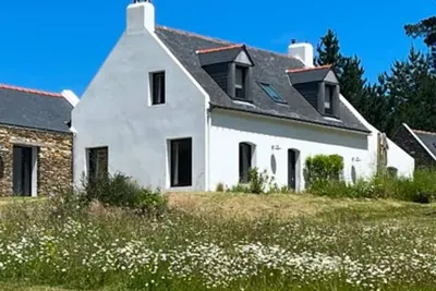 Image de Maison lumineuse en pleine nature à 800 m de la mer