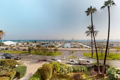 Image de Bel appartement avec terrasse, piscine, parking et WiFi