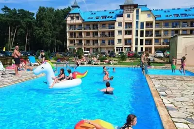 Image de Appartement confortable, piscine d'été