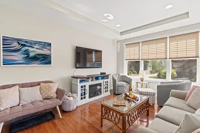 Image de Welcome to Barefoot | Coastal Current!