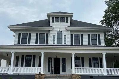 Image de Grand Southern Elegance near Downtown Pickens