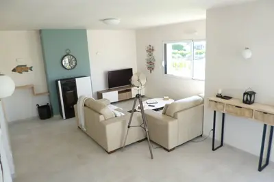 Image de Villa contemporaine à 350 mètres de la plage