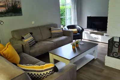 Hello Zeeland - Vakantiehuis Zeester 86