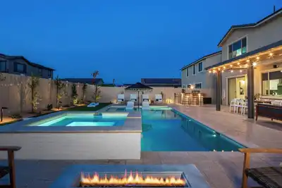 Image de 2 Mi. To Coachella Festival - Pool, Spa, Gameroom