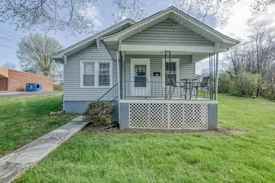 Image de Nice house, Walking distance from Casino (2 Blocks)