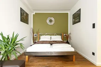 Image de Apartment top location in Tiergarten, directly on the Spree, near Bellevue S-Bahn.