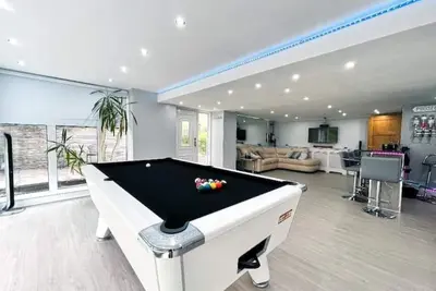 Image de Lovely 2 Bedroom Garden Flat - with private spa