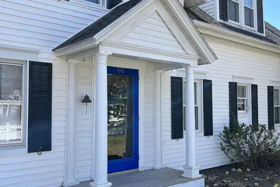 Image de New listing! New updared pictures! Stunning, Historic Captain Mayo House, Swh!