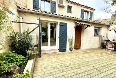 Image de La Taurelle, maison F3 climatisée avec terrasse en plein cœur du village Gardois