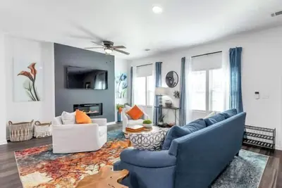 Image de Good Vibes in the City - Atl-8 Min to Dtwn & Mtwn Attractions. - Close to it All!