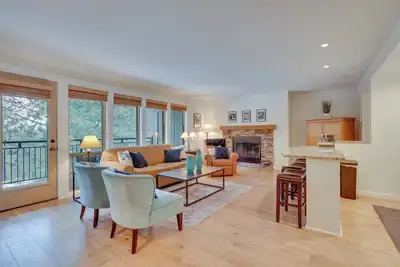 Image de Seventh Mountain Condo w/ Resort Amenities!