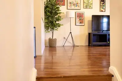 Image de The Gallery 2 Bedroom Apt - 20 minutes to Manhattan