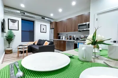 Nr Marriott*Airprt*FastWiFi*Train2NY