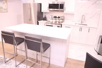 Image de Home Away From Home Basement Lodging