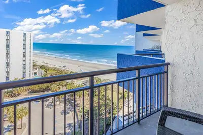 Image de New! 10th Floor! Tip-Sea Turtle, Beach View!