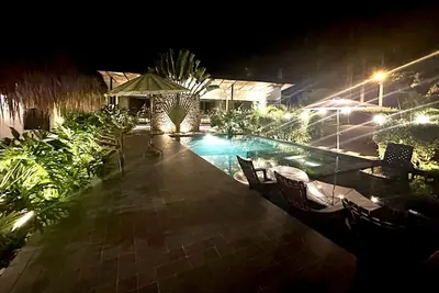 Image de Modern luxury vacation rental country home fully furnished and