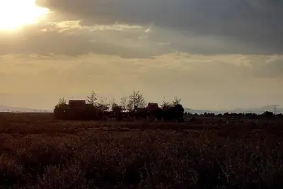 Image de Cozy Rustic Cottages with views of Mt. Lonogonot, Naivasha, Kenya