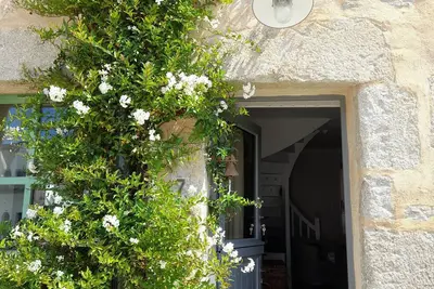 Image de Maison paludière typique au cœur des marais salants!