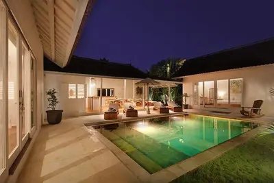 Image de Central Canggu close to the beach – Villa Estel