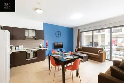 Image de Central Paceville with spacious living with Wifi