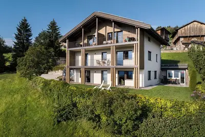 Apartment 2 with a unique panoramic view surrounded by greenery