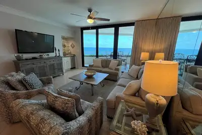 Image de West 1003 at Eden Condominiums Gulf Front Condo with Stunning Views!
