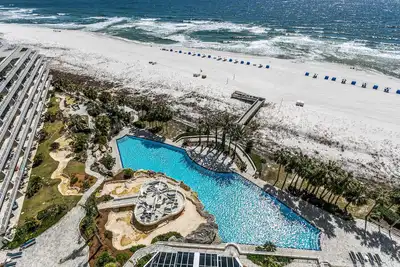 Image de West 1102 2 Bedroom Gulf Front Condo with Stunning Views!