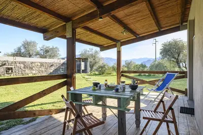 Image de Studio \"Naramanue 2\" avec vue sur les montagnes, terrasse privée et Wi-Fi