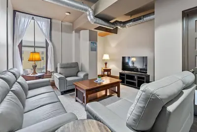 Image de Perfect Blend of Convenience & Comfort in the heart of Syracuse Ny