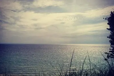 Image de Updated cottages steps from Lake Michigan beach
