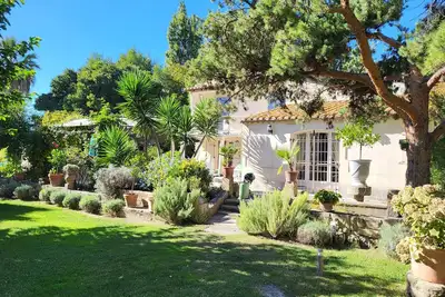 Image de Family farmhouse with swimming pool and large park in the countryside!