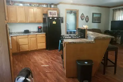 Image de Luxury cabin located on the Larto Lake. Lakeview from porch. Pet friendly!